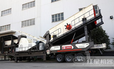 車載流動(dòng)錘式破碎機(jī)多少錢？產(chǎn)量多高？